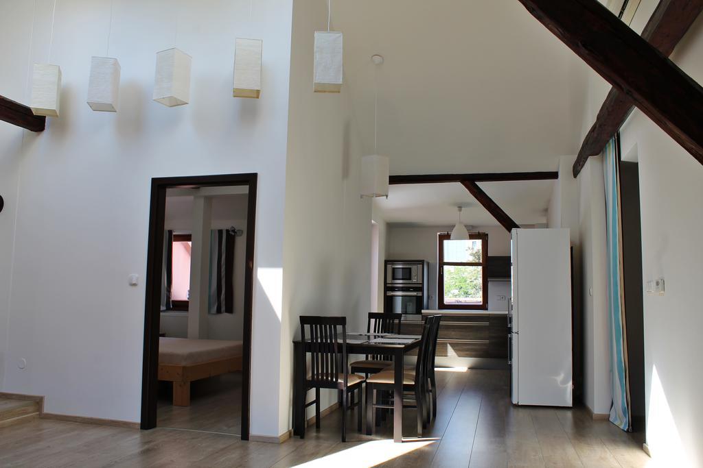 Apartamento Attic With Parking, Near The Center Of Cb - 110M2 Ceske Budejovice Exterior foto